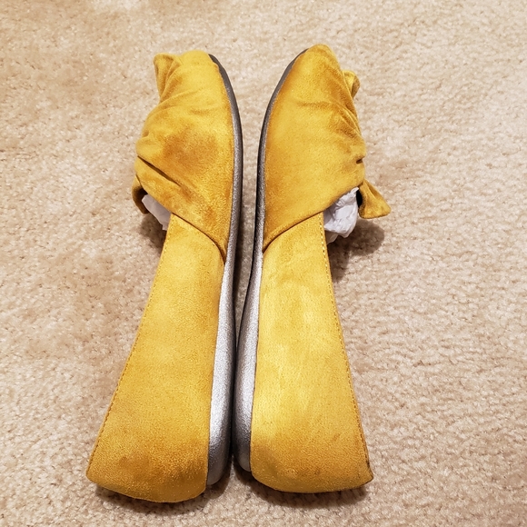 Bellini Snug Women's Flats - Picture 2 of 3